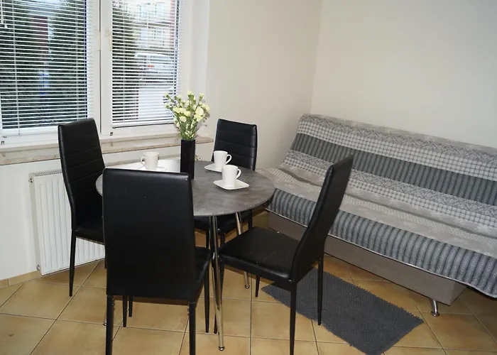 Goscinne Przy Kochanowskiego Pansiyon